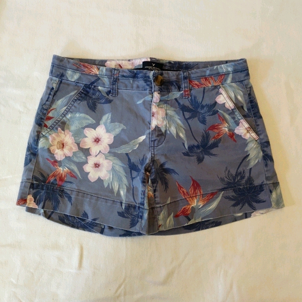 AE Printed Midi Shorts